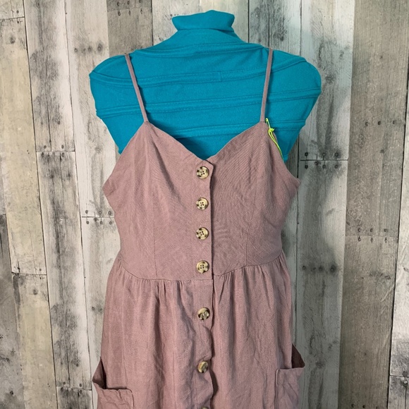 Good Luck Gem Button Front Sleeveless Midi Dress - Picture 6 of 8